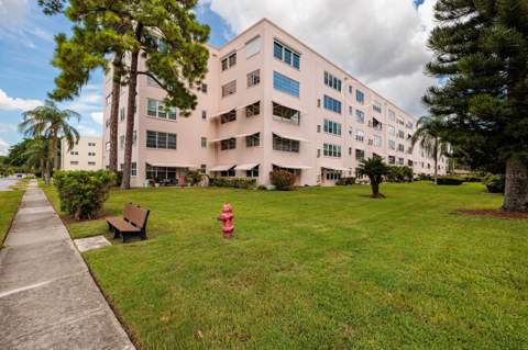 5623 80th Street #504, St Petersburg FL - photo 14 of 22