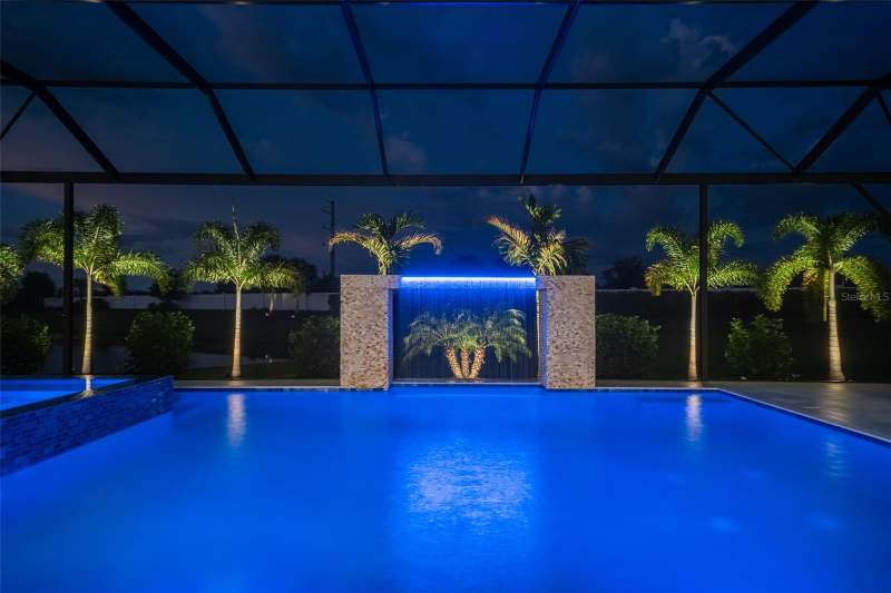 4 bedroom Single Family Residence at 8207 Nevis Run, Isles At Lakewood Ranch, Lakewood Ranch — photo 2