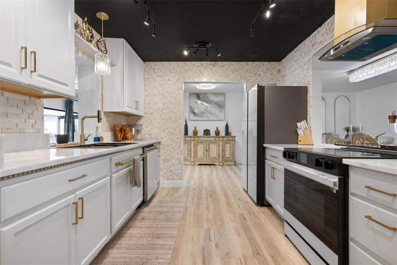 2 bedroom Single Family Residence at 1503 Marlin Street, Waterfront Estates, Nokomis — photo 5