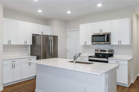 9872 Pelican Coast Drive, Dade City FL - photo 7 of 25