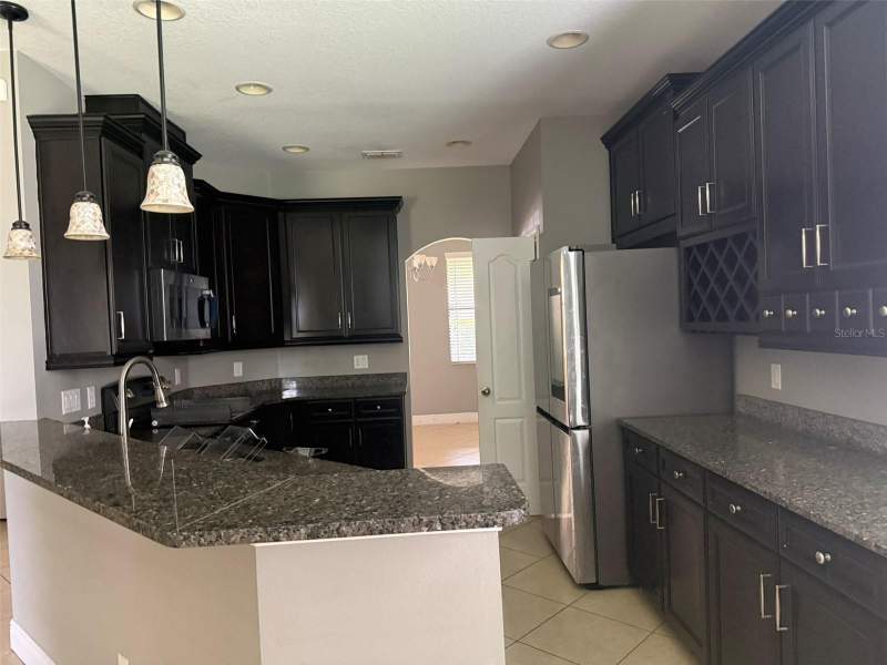 5 bedroom Single Family Residence at 1863 Altavista Circle, Terralargo, Lakeland — photo 2