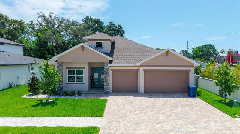 Larocca Estates