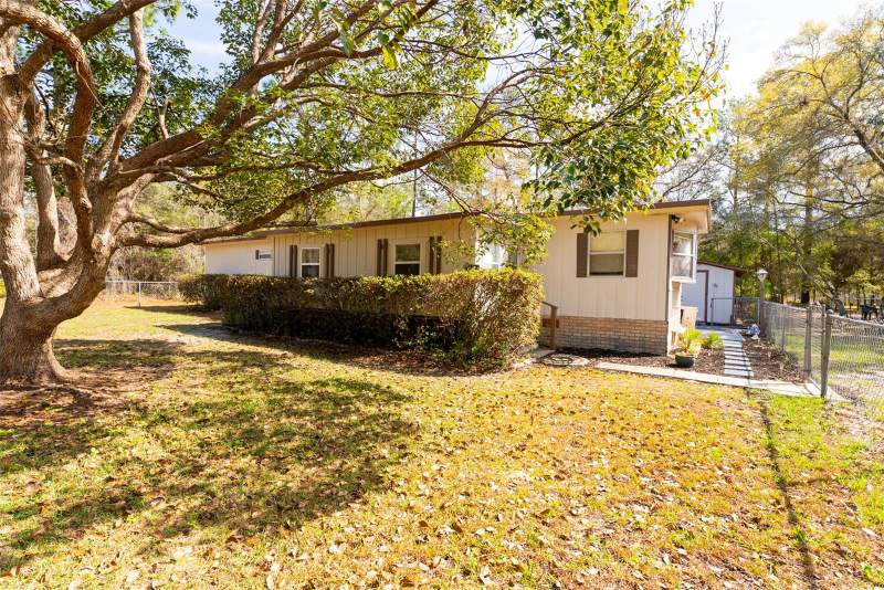 2 bedroom Mobile Home at 14881 NE 147th Avenue, Eureka Shores, Fort Mc Coy — photo 2