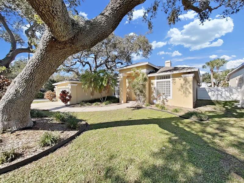 EurekaHomes for Sale in Largo, FL