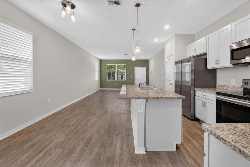 3 bedroom Single Family Residence at 3507 E 10th Avenue, East Bay Add, Tampa — photo 4