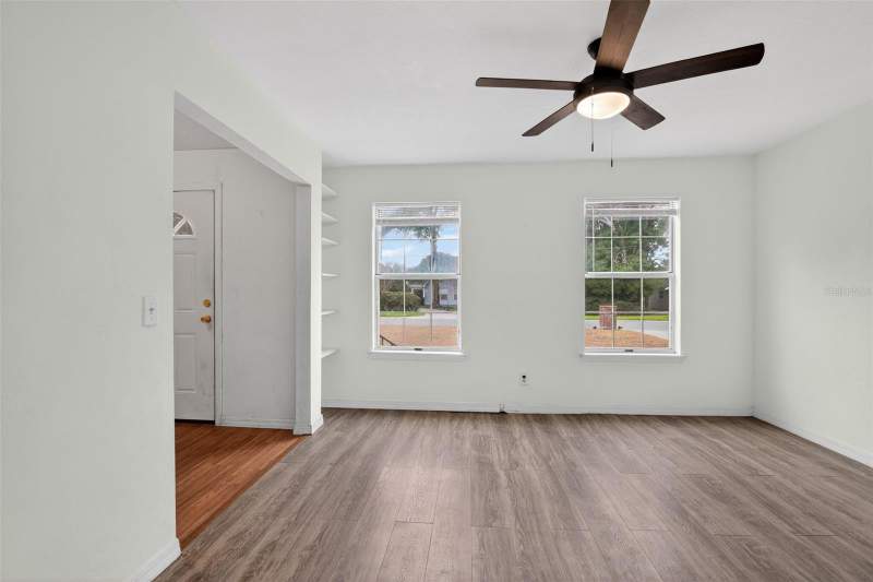 4 bedroom Single Family Residence at 4553 SE 14th Street, Windemere Glen, Ocala — photo 5
