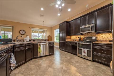 2835 Cedar Grove Loop, The Villages FL - photo 15 of 56