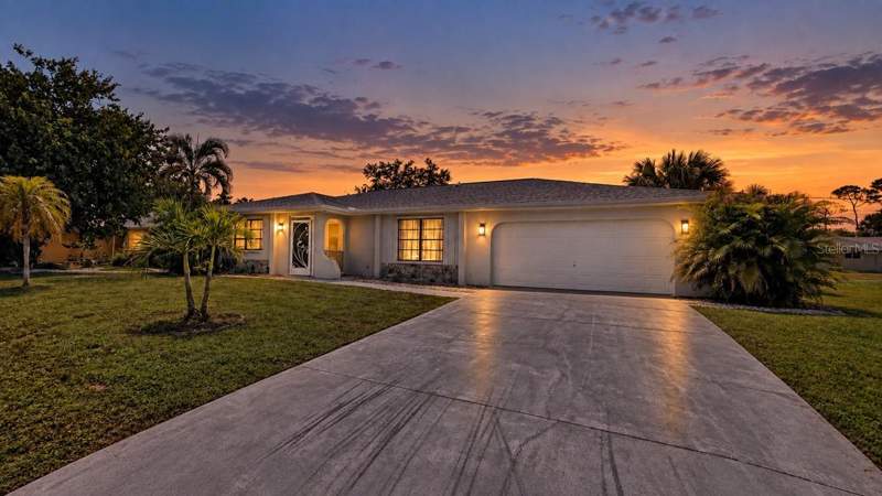 2 bedroom Single Family Residence at 4387 Concert Street, Port Charlotte Sec 037, Port Charlotte — photo 2