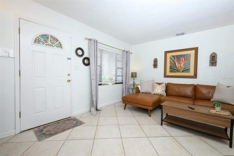 3 bedroom Single Family Residence at 410 E CRYSTAL LAKE STREET, DELANEY HIGHLANDS, ORLANDO — photo 3