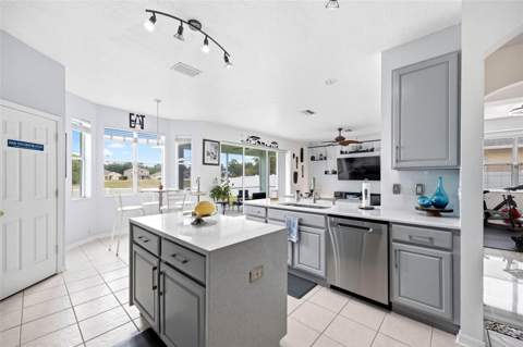 4215 Maplehurst Way, Spring Hill FL - photo 16 of 61