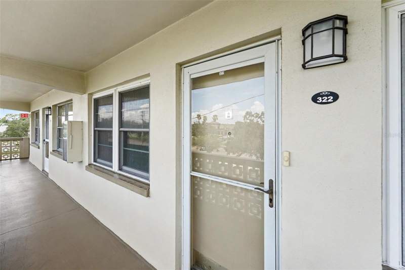 1 bedroom Condominium at 951 79th Avenue #Apt 322, Gateway Square Apts, St Petersburg — photo 2