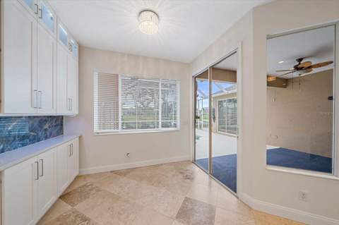 11915 Clubhouse Drive, Lakewood Ranch FL - photo 22 of 54