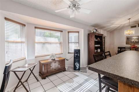 301 Louis Edward Court, Lakeland FL - photo 11 of 33