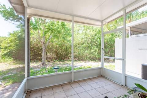 8931 Turnstone Haven Place, Tampa FL - photo 15 of 20