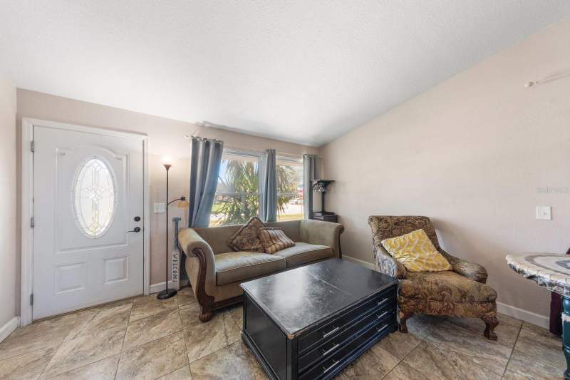 3 bedroom Single Family Residence at 1679 Needles Lane, Tall Pines Estates Ph II, Largo — photo 4
