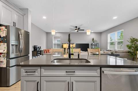 7241 Notched Pine Bend, Wesley Chapel FL - photo 15 of 59