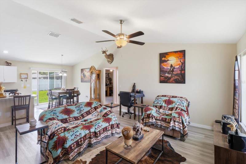 3 bedroom Single Family Residence at 13730 SW 102nd Street, Rolling Ranch Estates, Dunnellon — photo 4