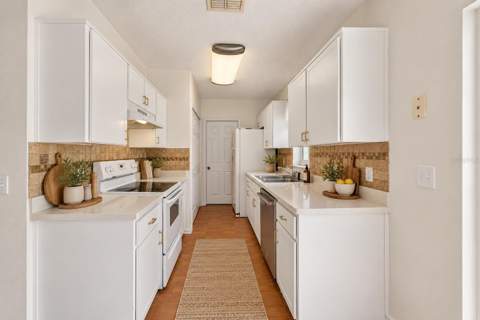 13184 Montego Street, Spring Hill FL - photo 6 of 6