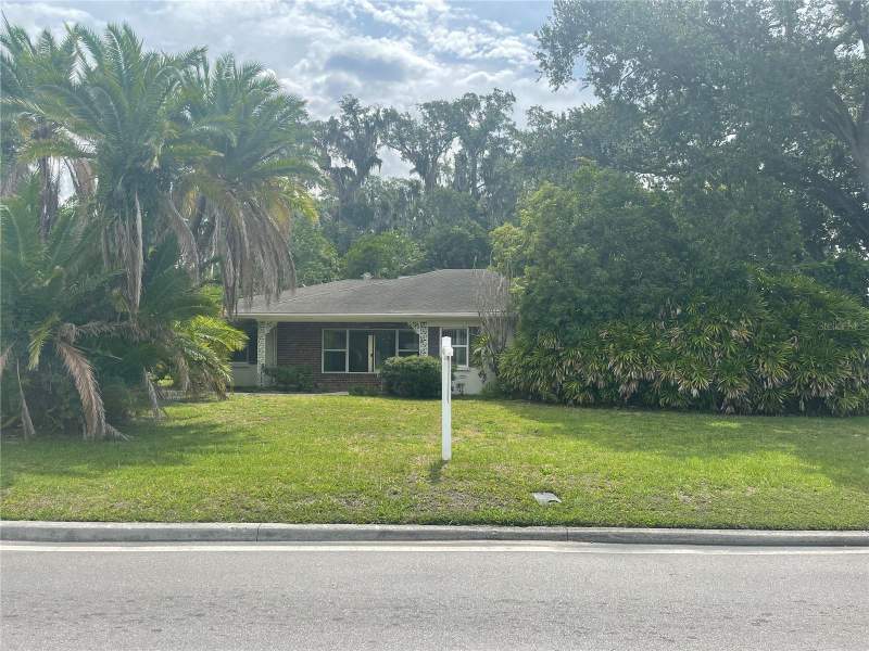 3 bedroom Single Family Residence at 225 LAKE HOLLINGSWORTH DRIVE, LOCHLEVEN SUB, LAKELAND — photo 1