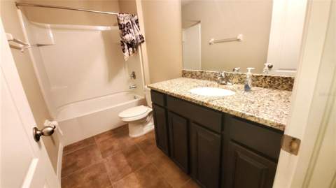 8613 Andalucia Field Drive, Tampa FL - photo 20 of 22