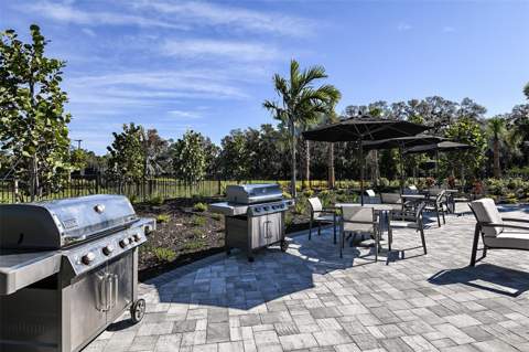 7641 Moonbeam Avenue, Sarasota FL - photo 24 of 38