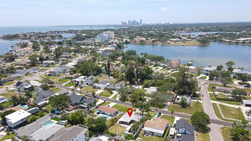 2 bedroom Single Family Residence at 3727 Alabama Avenue, Shore Acres Overlook Sec, St Petersburg — photo 2