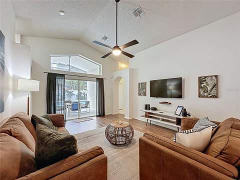 2615 Summer Creek Drive, Kissimmee FL - photo 11 of 50