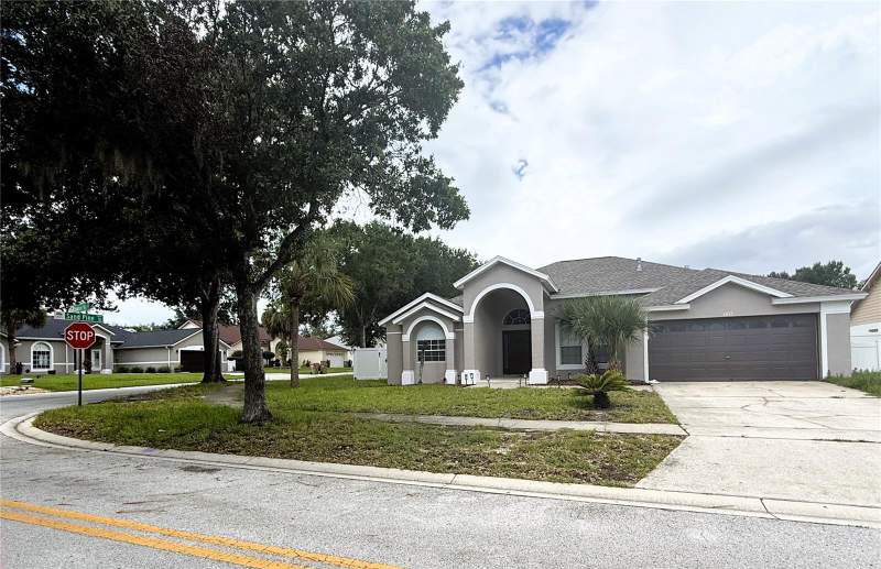 16123 DOGWOOD HILL STREET home for sale in Orange Tree