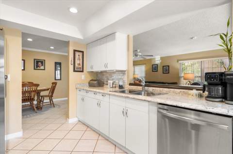 2211 Portside Passage, Palm Harbor FL - photo 14 of 55