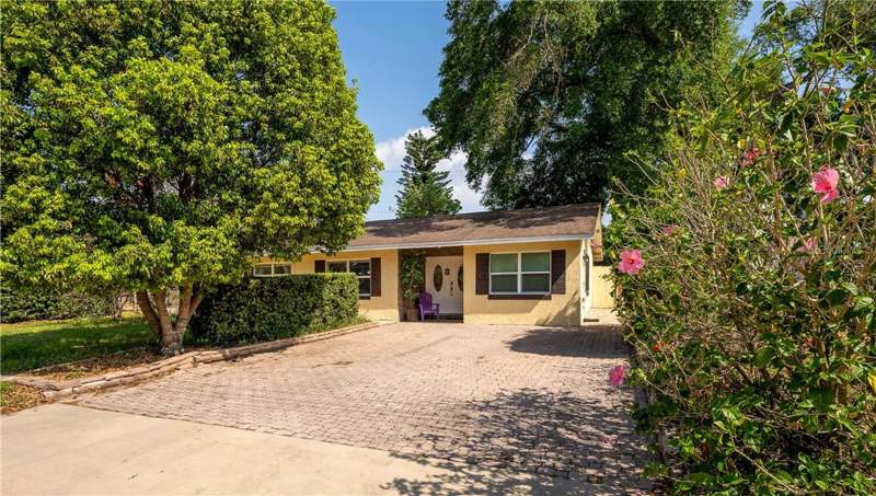 4 bedroom Single Family Residence at 2721 Raeford Road, Lewis Mnr, Orlando — photo 2