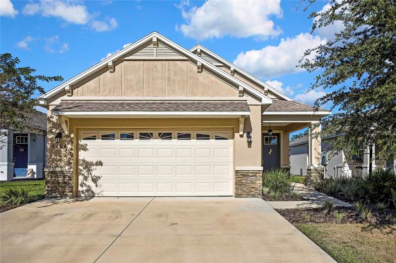2 bedroom Single Family Residence at 9764 SW 100th Avenue Road, On Top Of The World, Ocala — photo 2