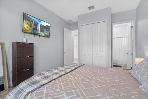 9953 Summerlake Groves Street, Winter Garden FL - photo 10 of 84
