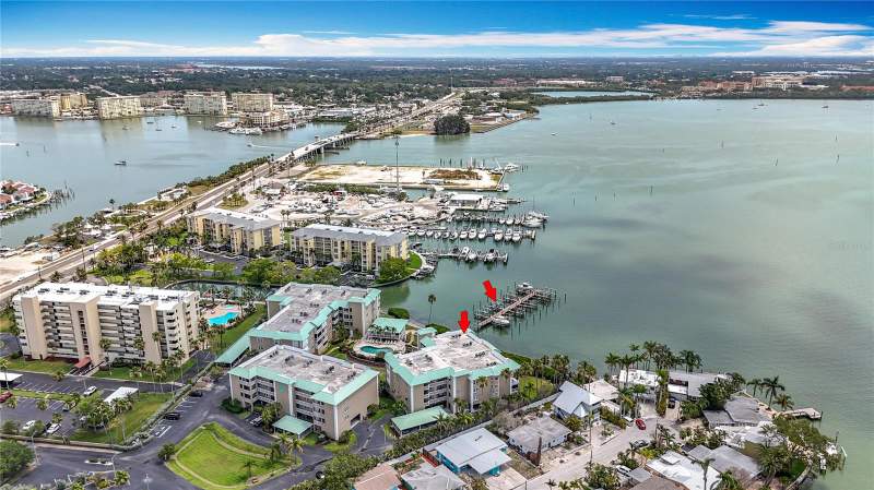 Madeira Cove Condo