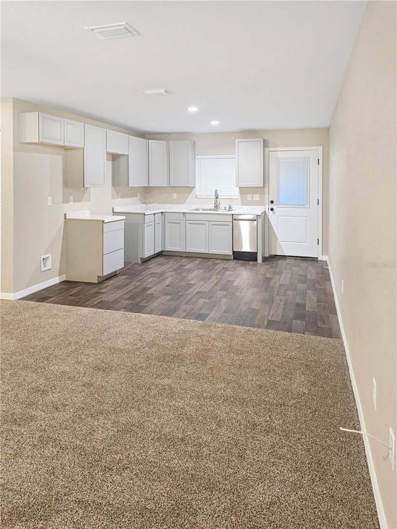 2 bedroom Single Family Residence at 19920 SW 108th Place, Tompkins & Georges Add Dunnell, Dunnellon — photo 2
