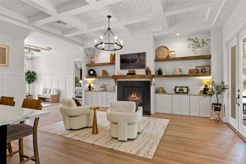 5 bedroom Single Family Residence at 20085 English Walnut Place, Southern Hills Plantation Ph 2, Brooksville — photo 3