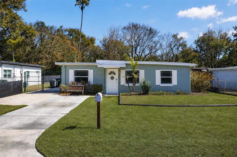 Hourglass Homes