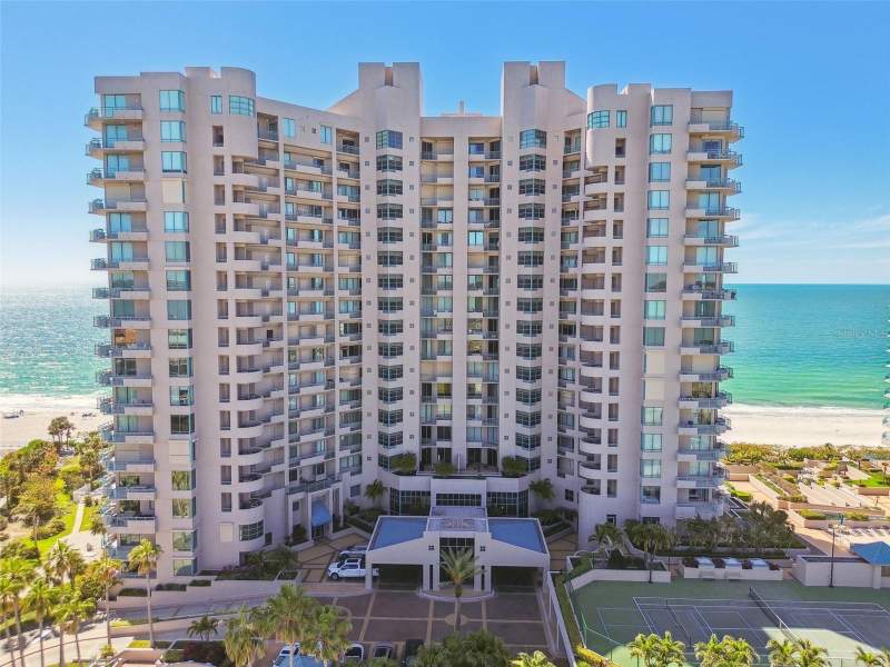 Ultimar Three Condo