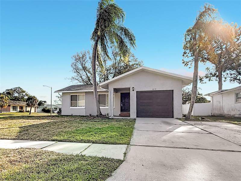 819 HELMSMAN WAY home for sale in Anchorage of Tarpon Lake