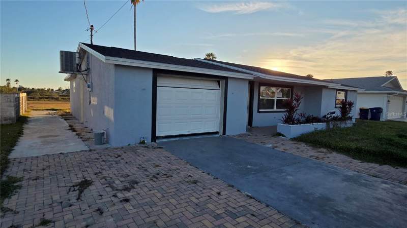 2 bedroom Single Family Residence at 4020 Headsail Drive, Flor A Mar, New Port Richey — photo 2