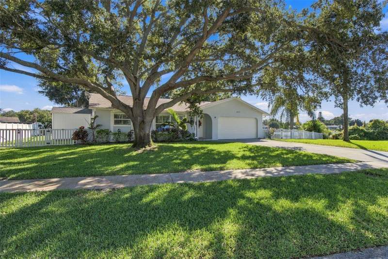 3 bedroom Single Family Residence at 2971 St Croix Drive, Salls Lake Park 3rd Add, Clearwater — photo 4