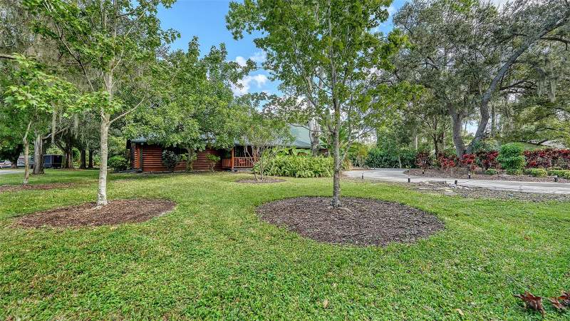 4 bedroom Single Family Residence at 10604 Oak Run Drive, Braden Pines Unit II, Bradenton — photo 3