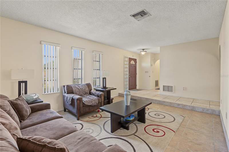 3 bedroom Single Family Residence at 210 Leafwood Road, Oakleaf Village Unit, Tarpon Springs — photo 4