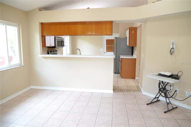 3 bedroom Single Family Residence at 4304 Barret Avenue, Walden Lake Unit 30 Ph 1 SE, Plant City — photo 5