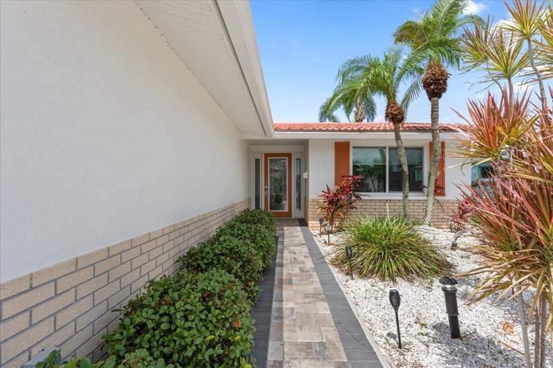 2 bedroom Single Family Residence at 4951 Pompano Drive, Flor A Mar, New Port Richey — photo 4