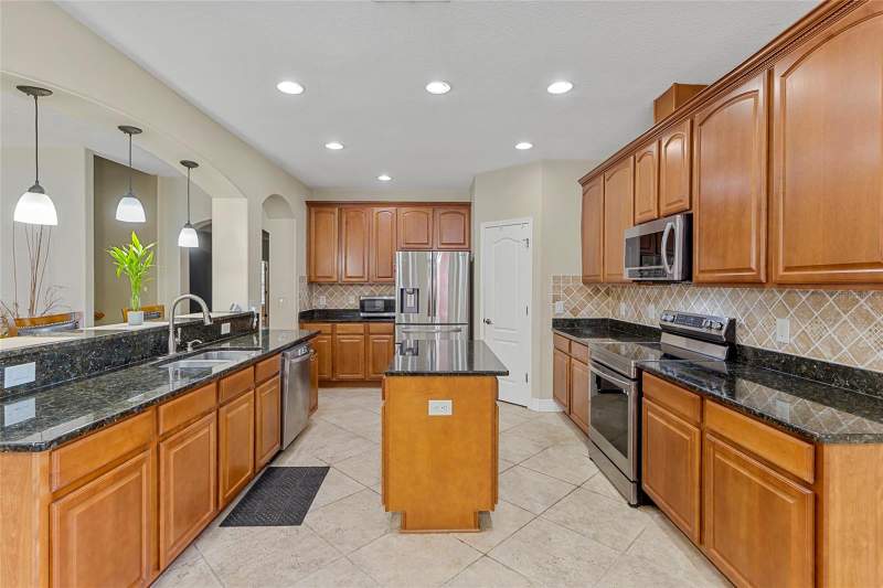 5 bedroom Single Family Residence at 1945 Abbey Ridge Drive, Abbey Trace, Dover — photo 4