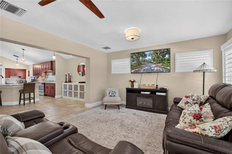 3 bedroom Single Family Residence at 16720 Beauclaire Ct, Lake Beauclaire Sub, Tavares — photo 5
