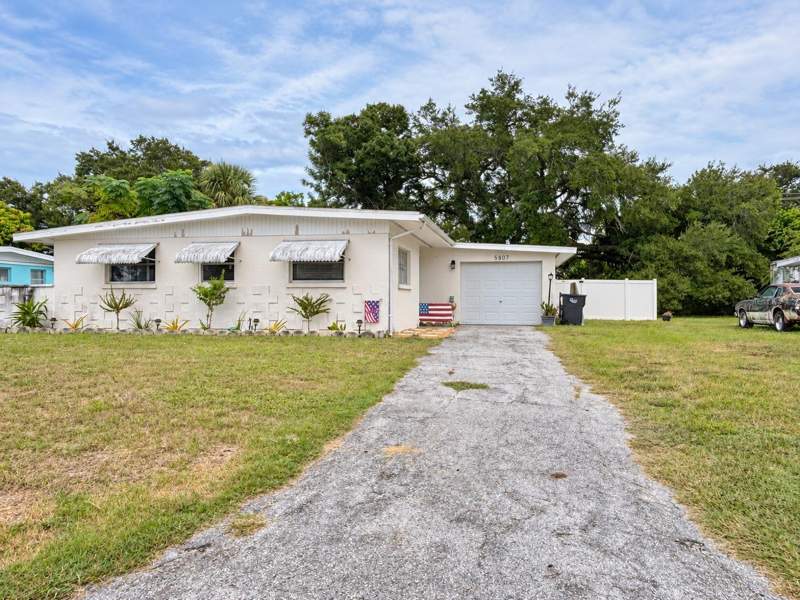 2 bedroom Single Family Residence at 5807 20th Street, Southwood Village First Add Rep, Bradenton — photo 2