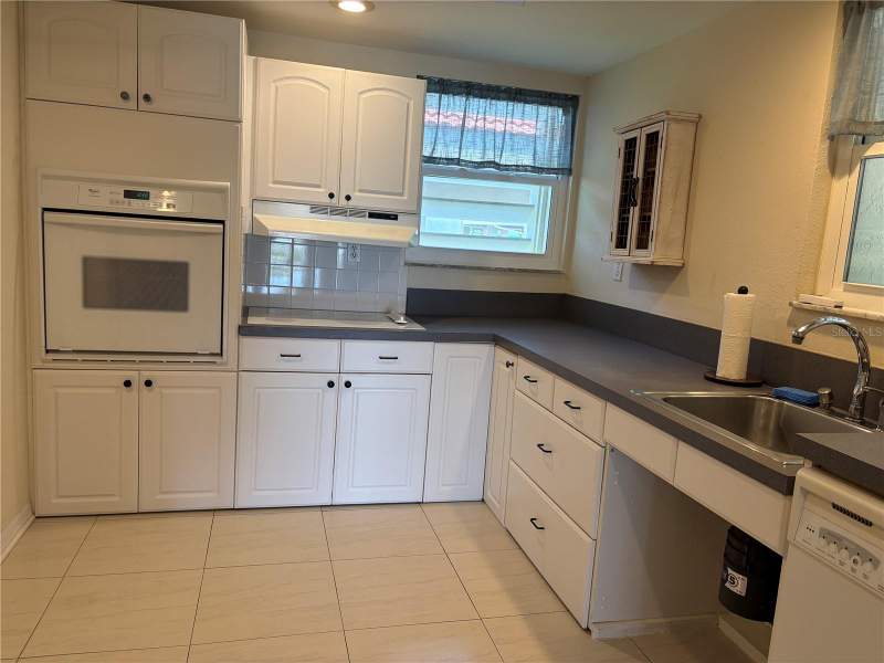2 bedroom Condominium at 7907 Sailboat Key Boulevard #105, Savannah Condo, South Pasadena — photo 5