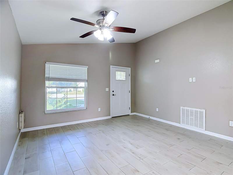 3 bedroom Single Family Residence at 315 Walnut St, Auburndale Heights, Auburndale — photo 5