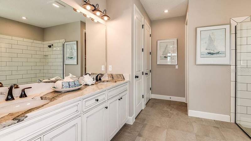 4 bedroom Single Family Residence at 813 LADYFISH TRAIL, THE WATERS AT CENTER LAKE RANCH, ST CLOUD — photo 5